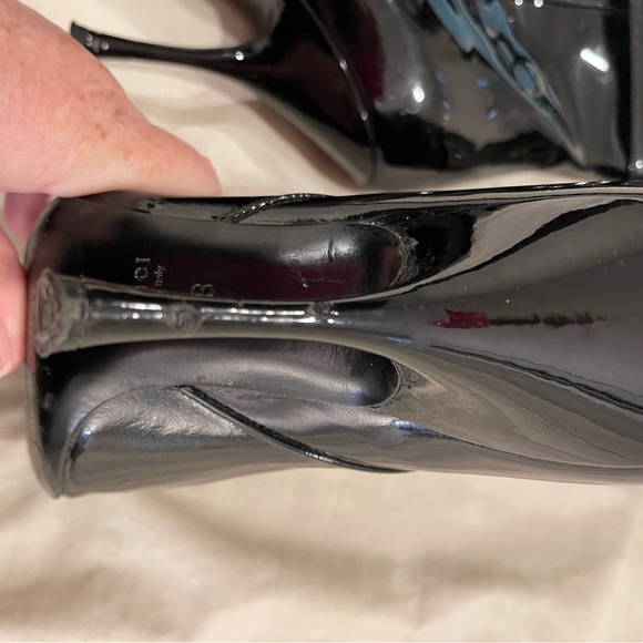 GUCCI Patent Leather VERNICE DIAMOND Silver Buckle Black ANKLE BOOTS! - Picture 14 of 14